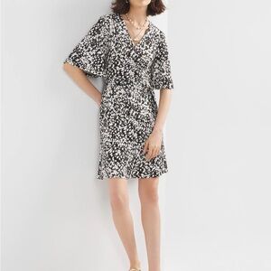 White House Black Market
Matte Jersey Belted Kimono Dress Small WHBM